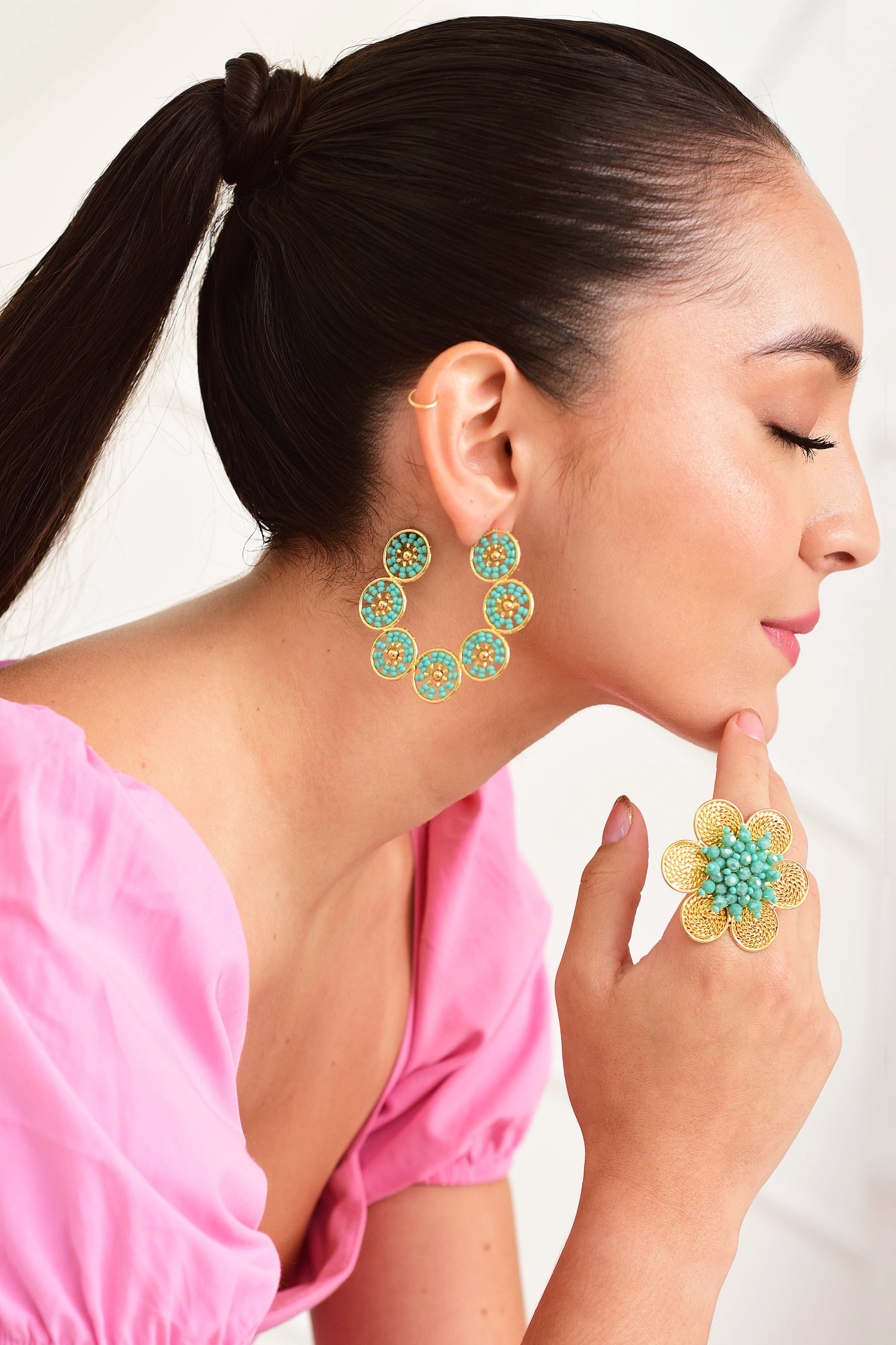 ARETES TEJIDOS
