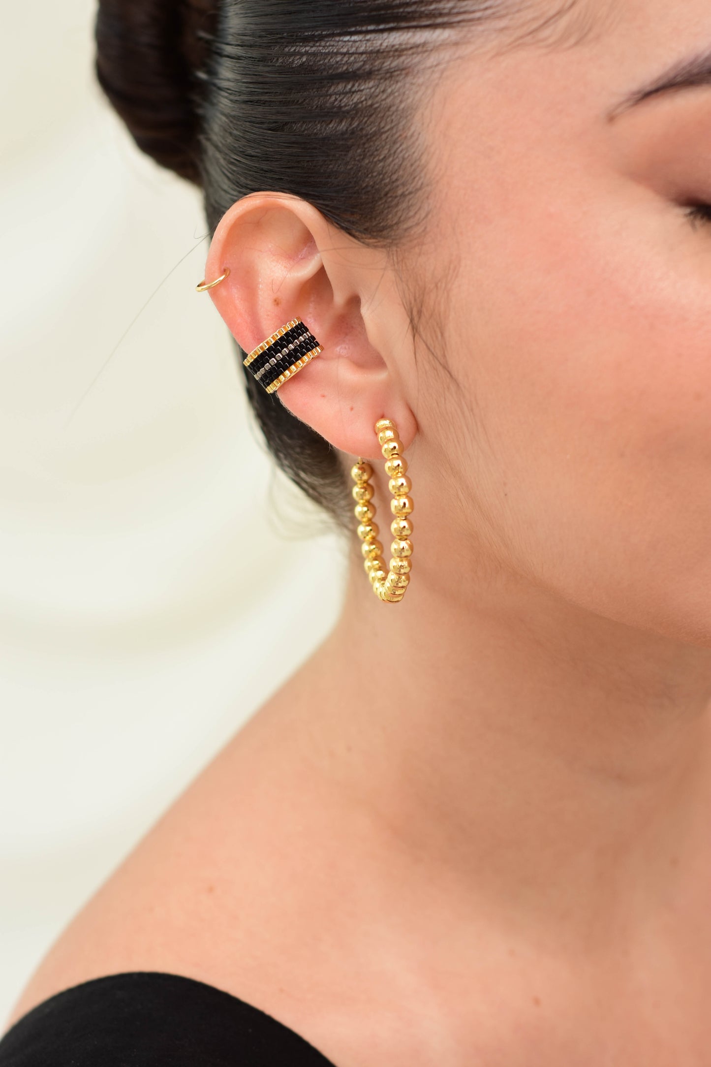 Earcuff Negro Líneas