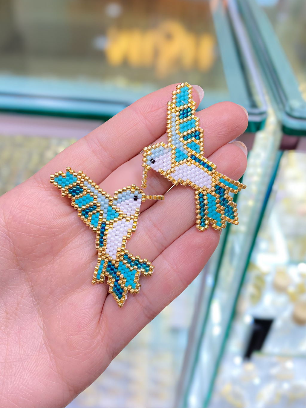 Arete Miyuki Colibrí