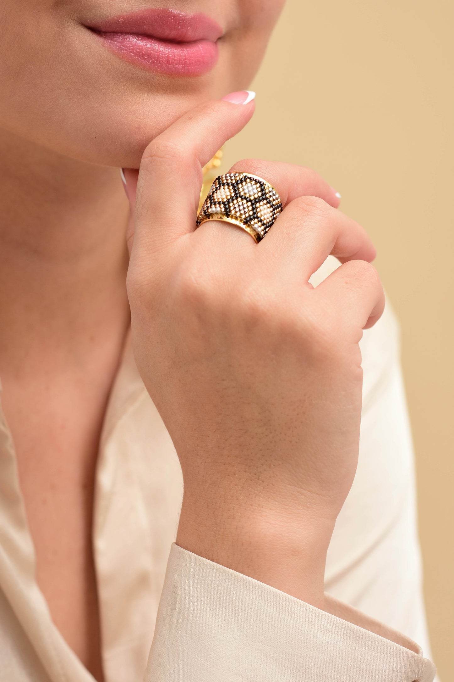 Anillo Miyuki 
12002