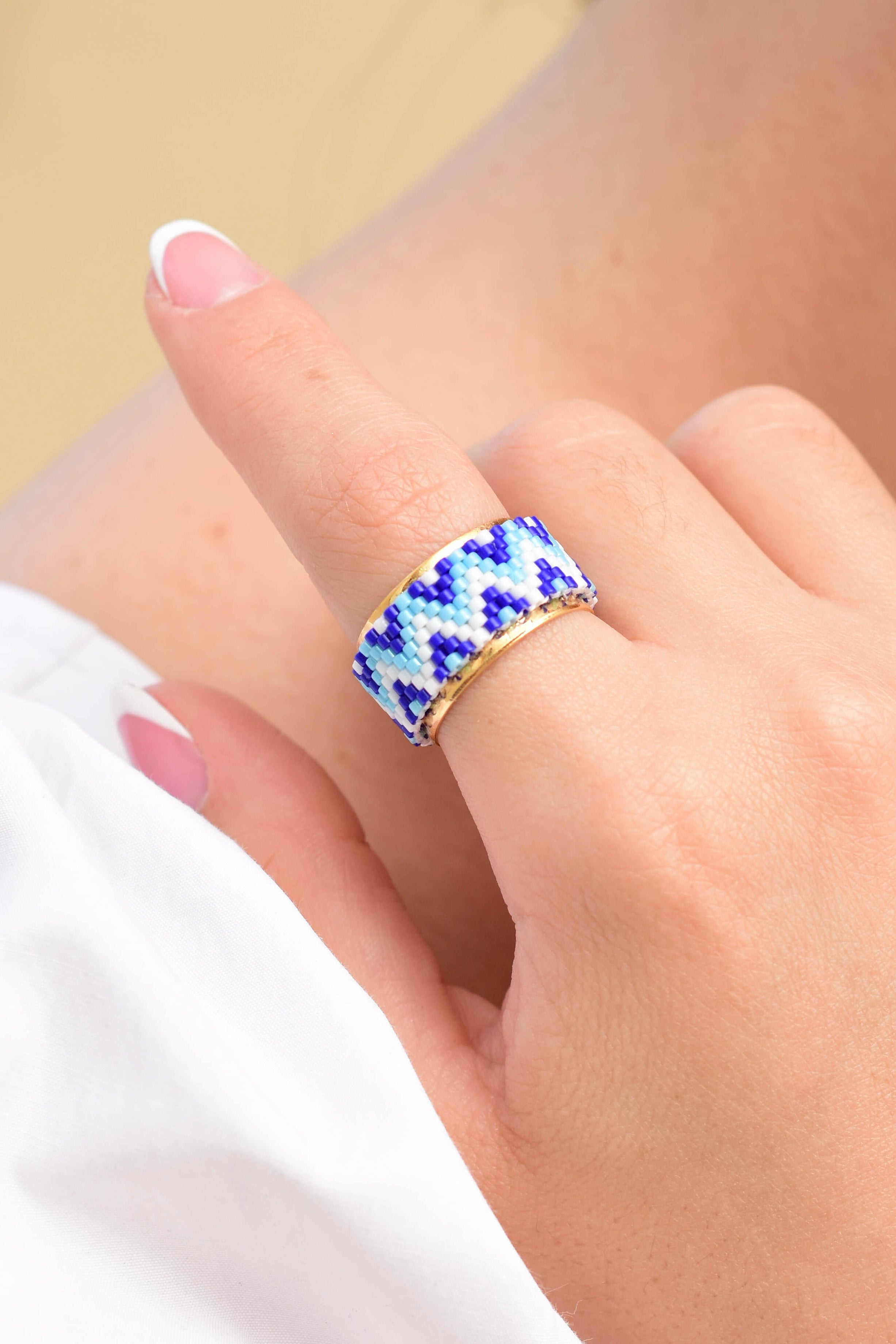 Anillo Miyuki AM080126