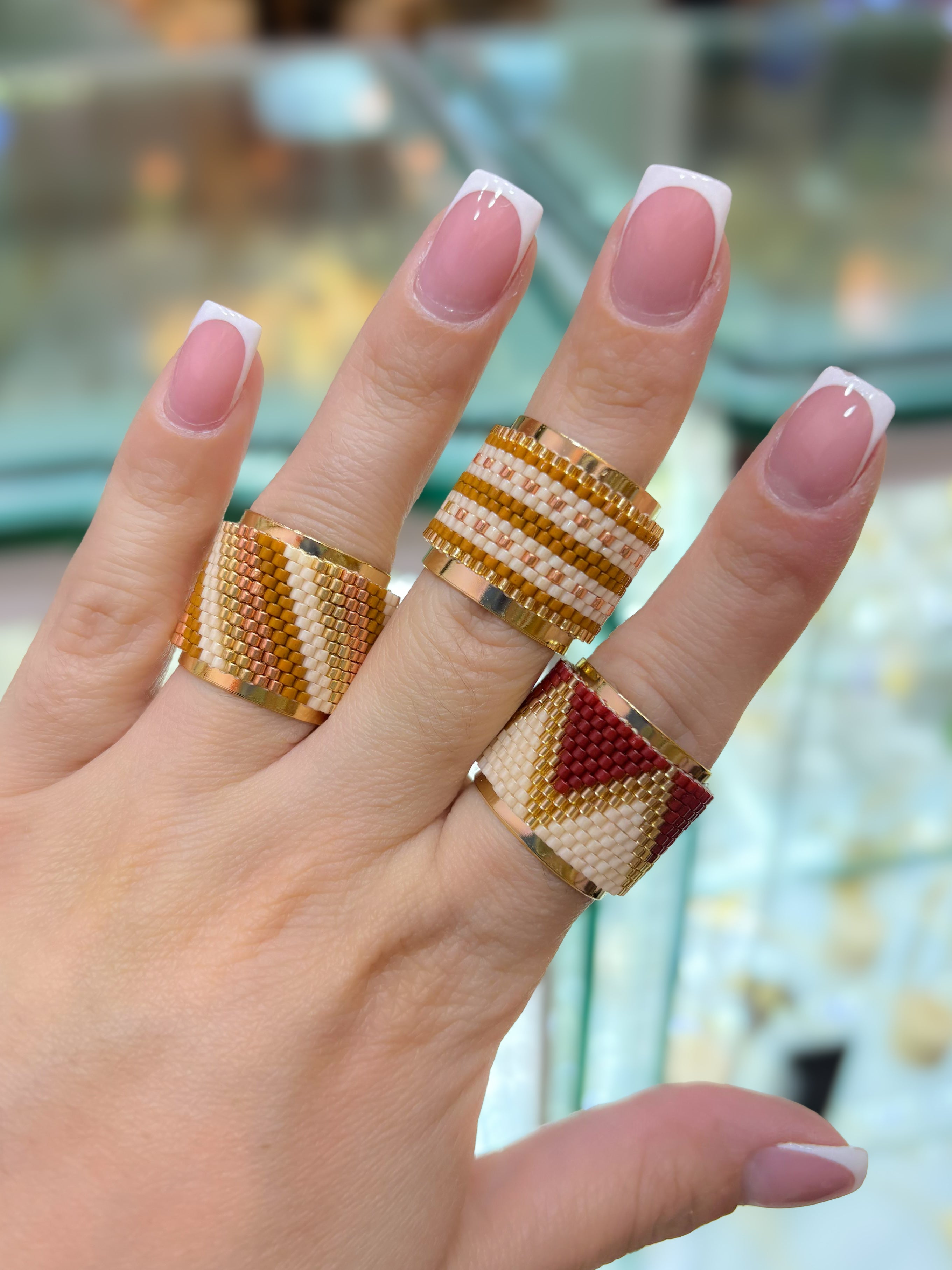 Anillo Miyuki AM12