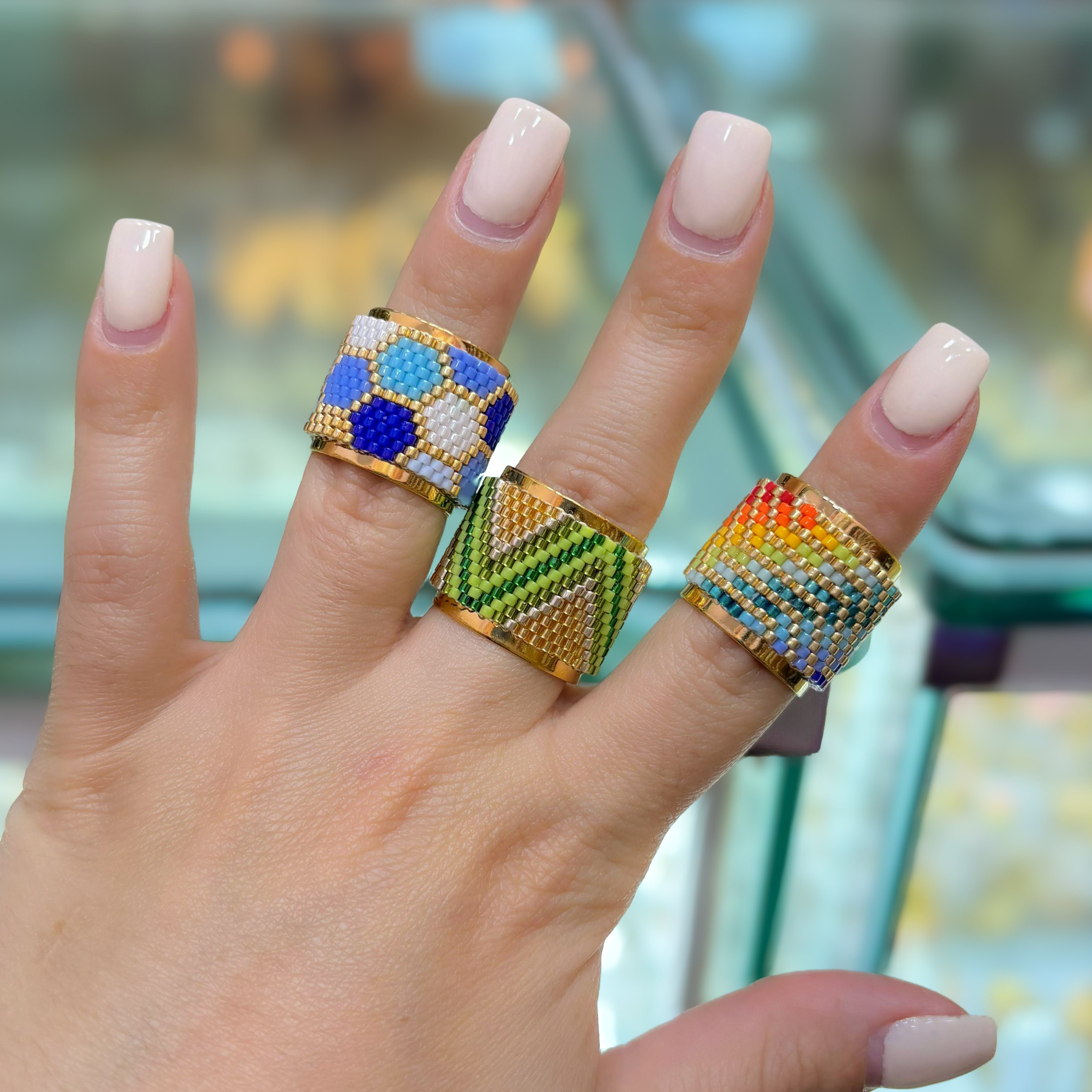 Anillo Miyuki AM122526