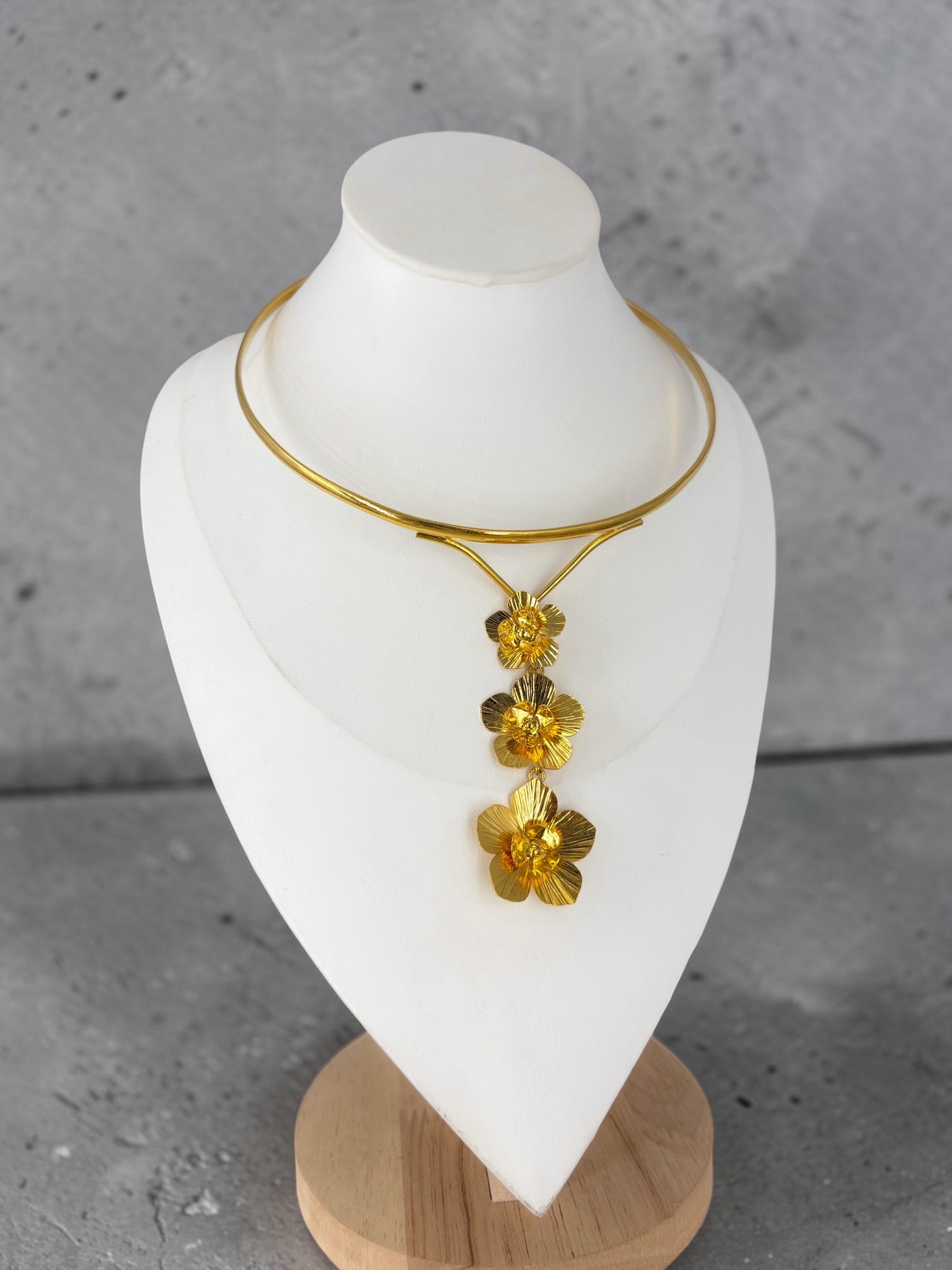 Chocker Bronce